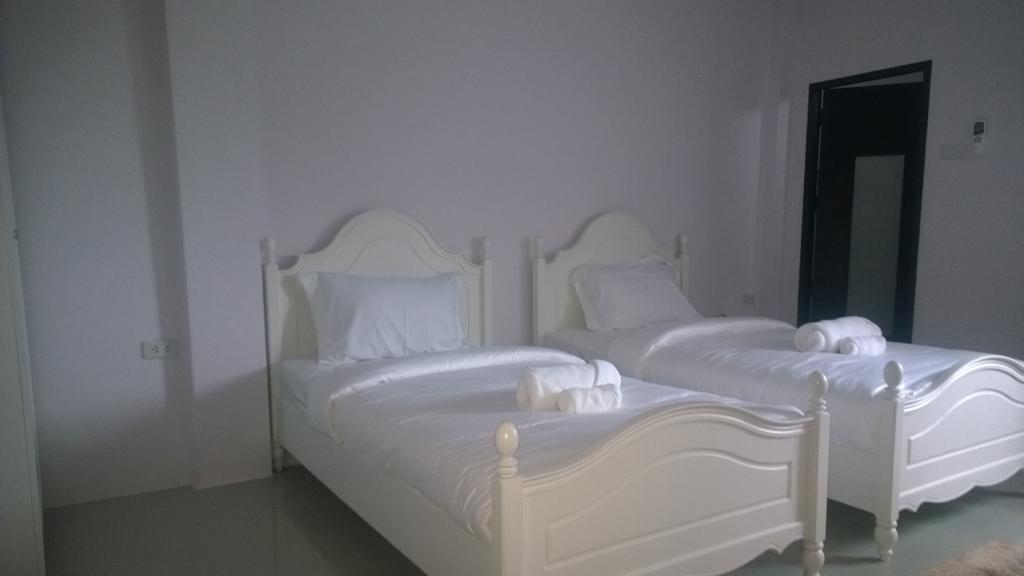 The Zara Double Tree Hotel Ubon Ratchathani Phòng bức ảnh