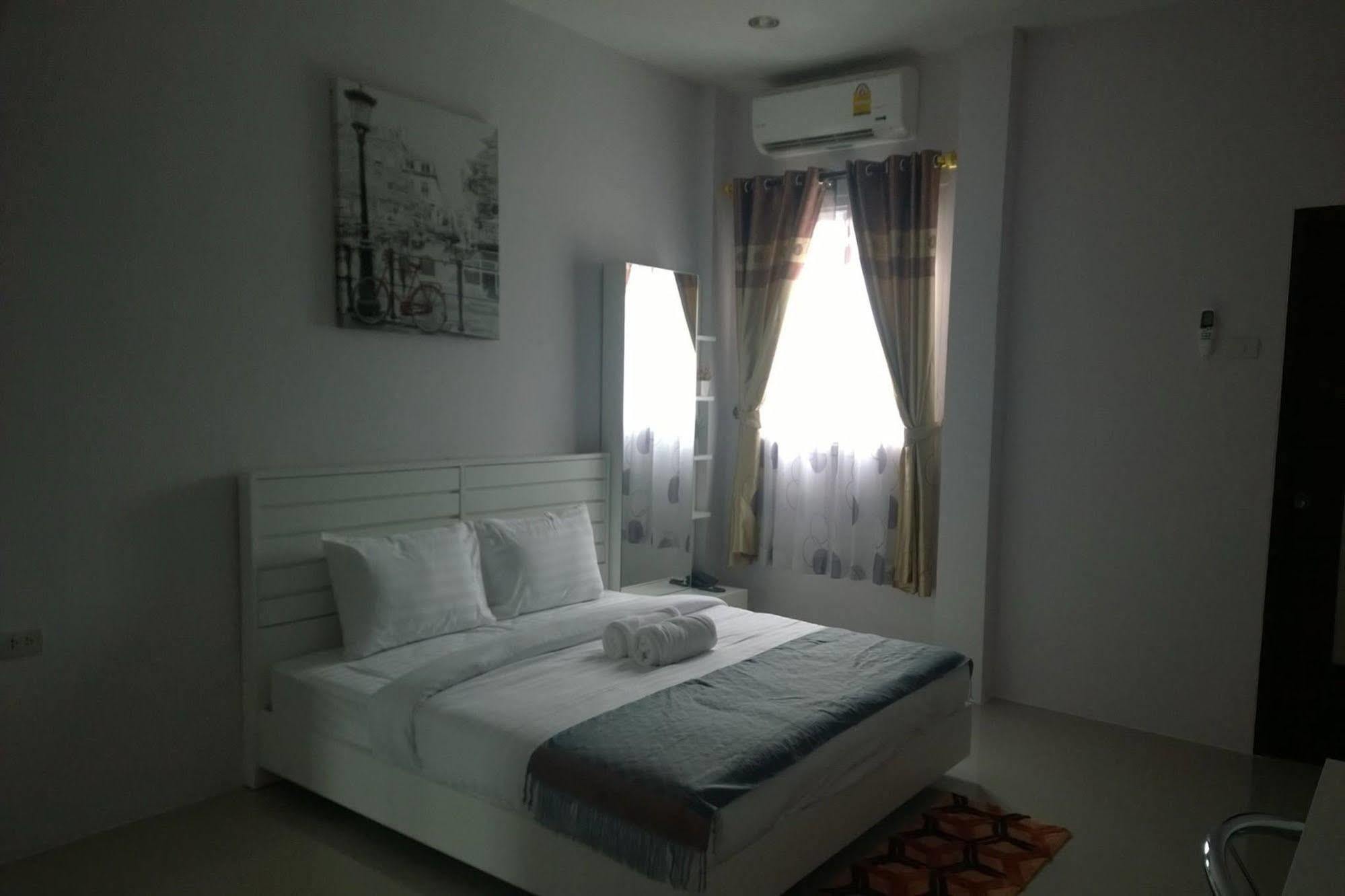 The Zara Double Tree Hotel Ubon Ratchathani Ngoại thất bức ảnh