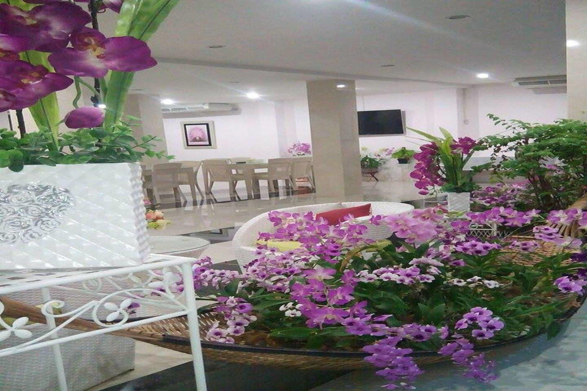 The Zara Double Tree Hotel Ubon Ratchathani Ngoại thất bức ảnh