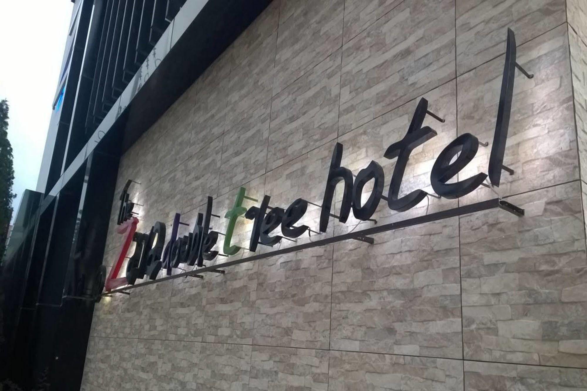 The Zara Double Tree Hotel Ubon Ratchathani Ngoại thất bức ảnh